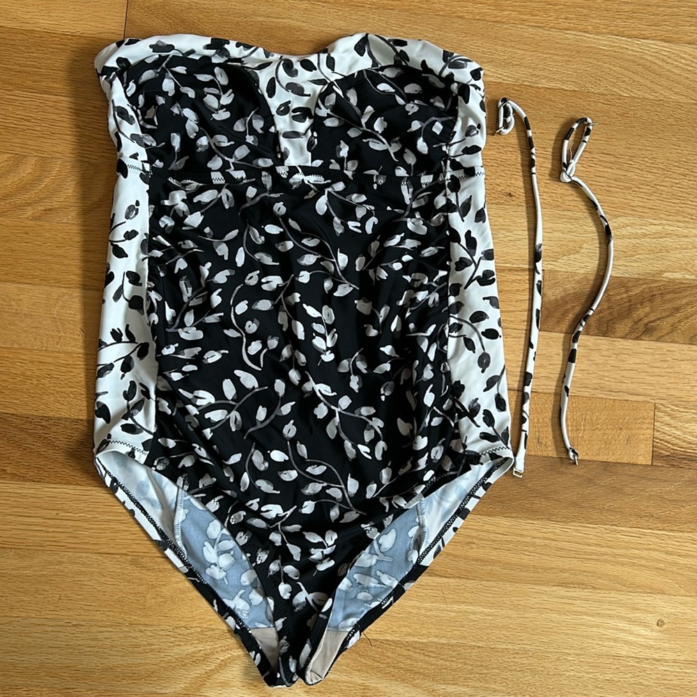 Maternity bathing suit